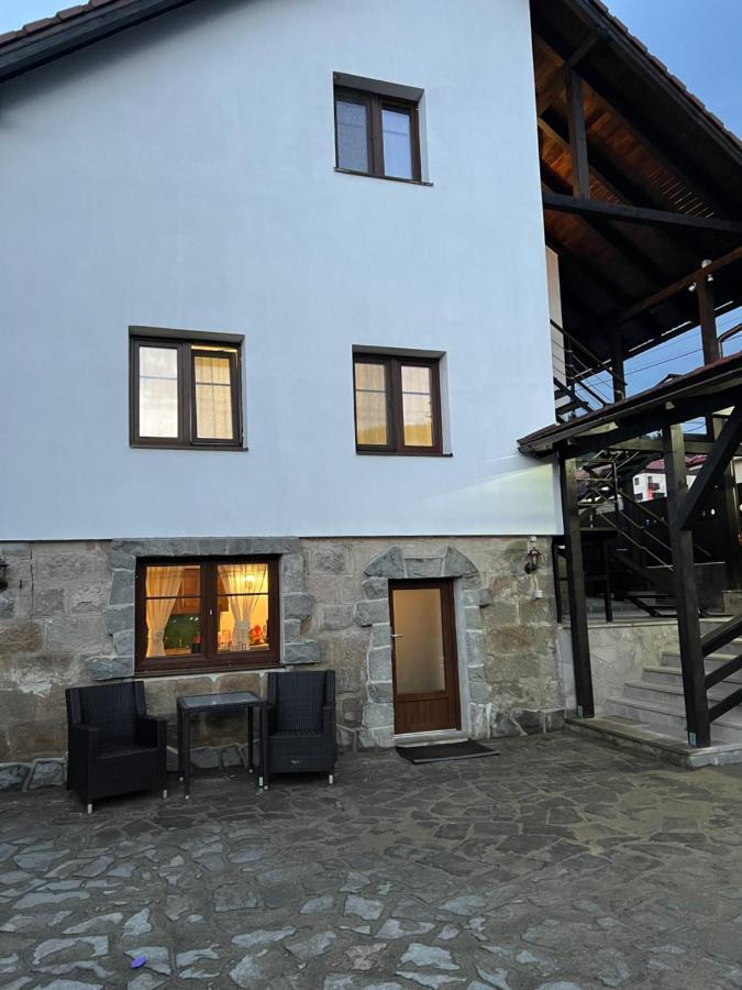 Kata - Lak Hotel BaileTusnad Exterior photo